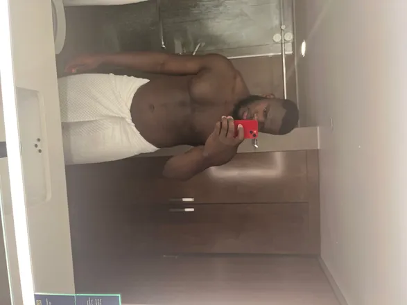 OnlyFans cuenta ronald_big-papi header 2