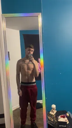 OnlyFans of mikesavagant