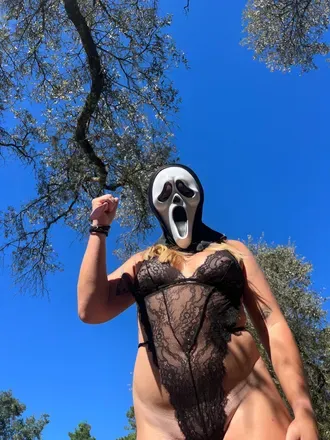 OnlyFans account  tleigh95 header 2