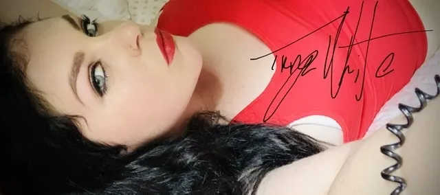 OnlyFans cuenta tarynwhite header 2