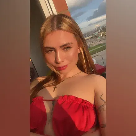 OnlyFans cuenta sophia_diaz01 header 2