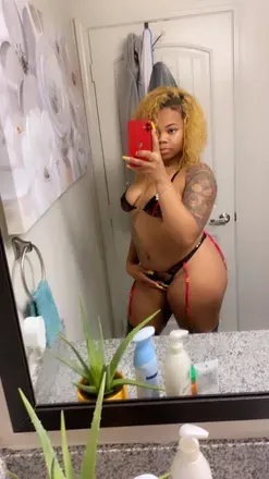 OnlyFans cuenta carmeldevine avatar 1