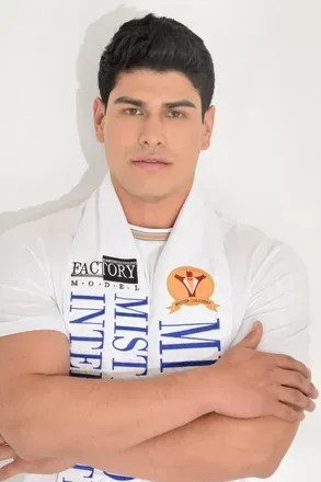OnlyFans cuenta u246844871 header 2