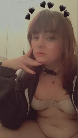 OnlyFans account  maplebeesticky avatar 1