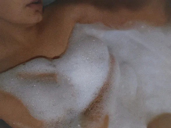 OnlyFans cuenta lucy_free header 2