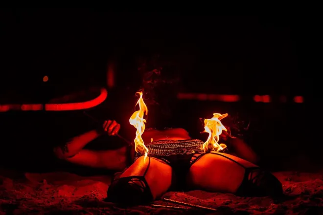 OnlyFans cuenta sexypyromaniac header 2