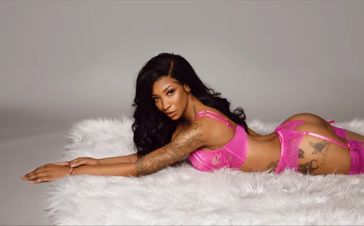 OnlyFans cuenta fromsepwithlove header 2