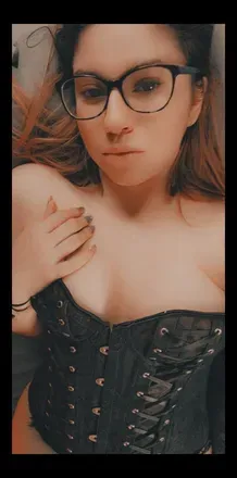 OnlyFans cuenta sassynursechicck avatar 1