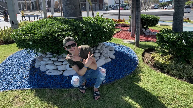 OnlyFans cuenta u121942025 header 2