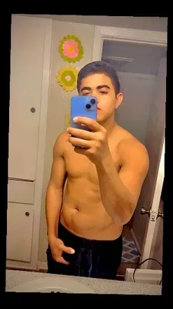 OnlyFans account  elcomepan avatar 1