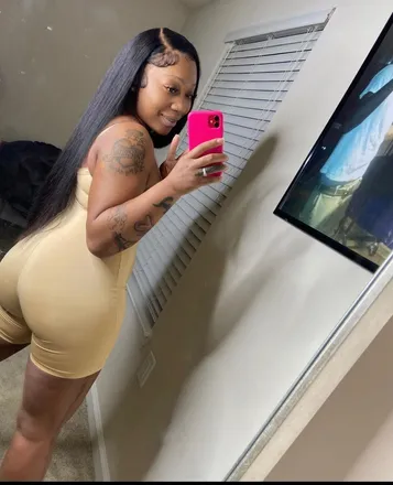 OnlyFans cuenta thicklilshit header 2