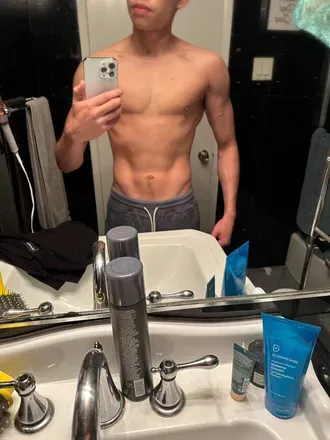 OnlyFans cuenta shirtlessnshameless avatar 1