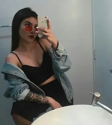 OnlyFans cuenta hotsara12 avatar 1