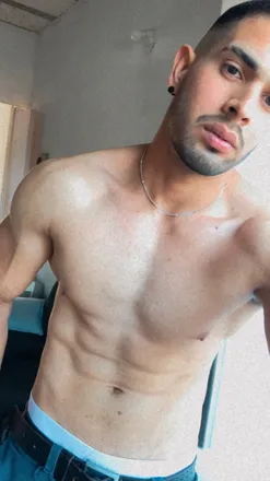 OnlyFans cuenta u193011041 header 2