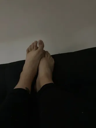 OnlyFans account  feet9606 header 2