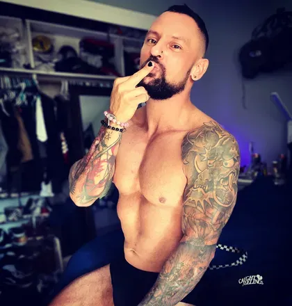 OnlyFans cuenta pug_king69 avatar 1