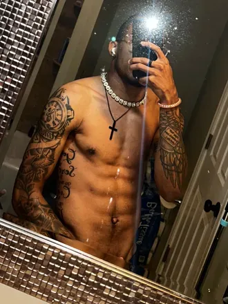 OnlyFans cuenta alphawazhere avatar 1