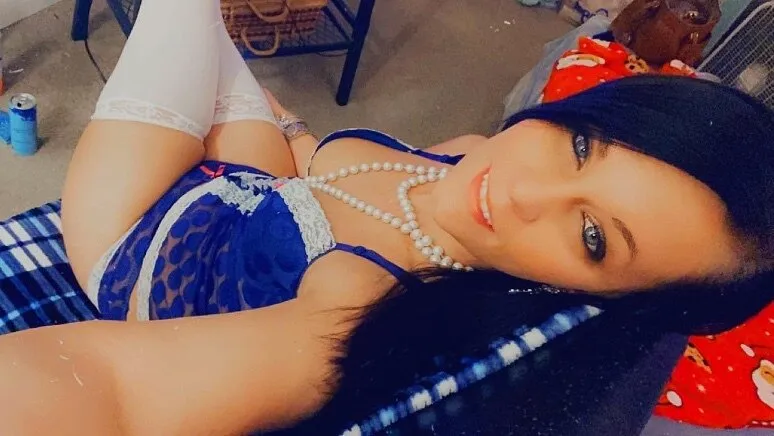 OnlyFans cuenta cozykay header 2