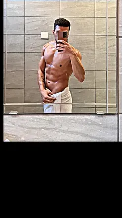 OnlyFans account  soof90 header 2
