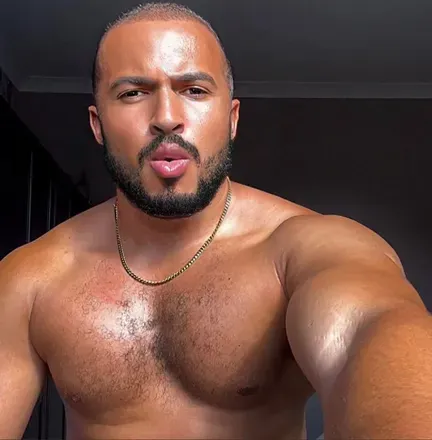OnlyFans account  bulkylifting avatar 1