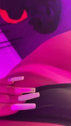 OnlyFans cuenta curvyswedishbrunette avatar 1