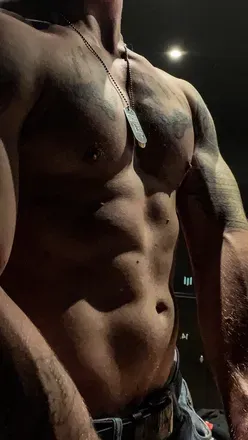 OnlyFans cuenta inked_tatze avatar 1