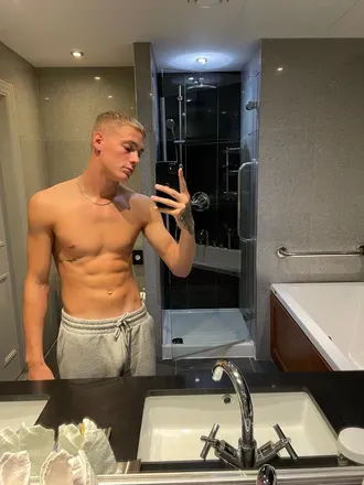 OnlyFans cuenta declannolanjamie avatar 1