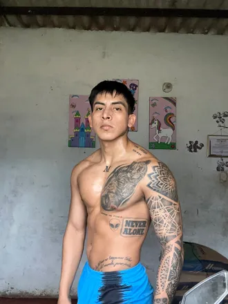 OnlyFans cuenta yan_pizo header 2