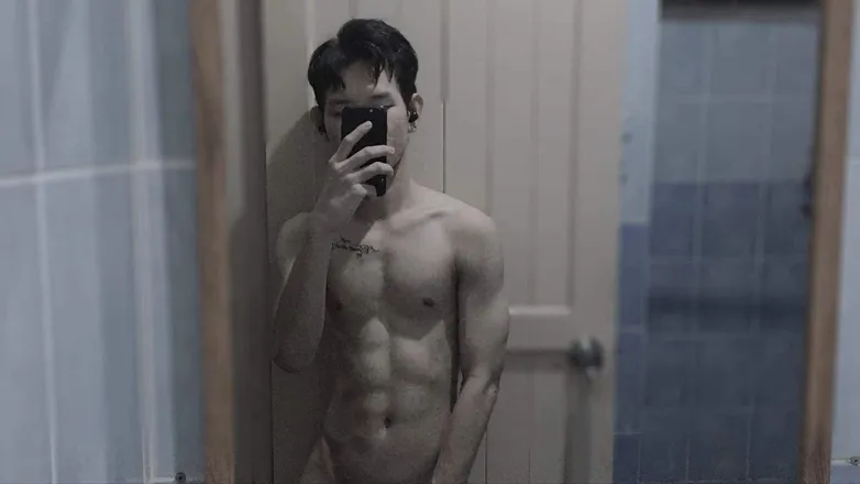 OnlyFans cuenta nut_buster_asian header 2