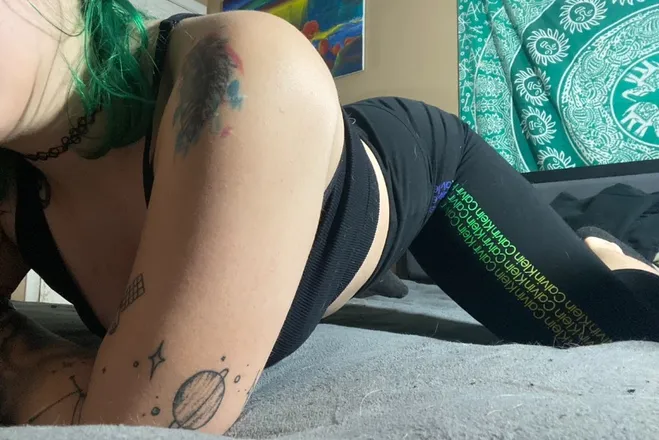 OnlyFans cuenta theholygayle header 2