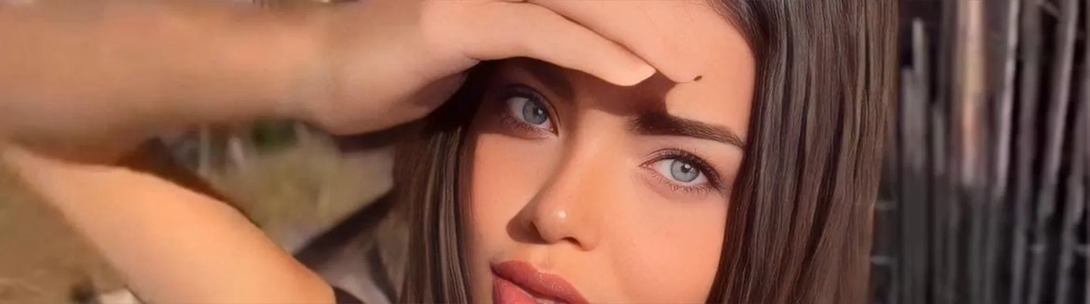 OnlyFans cuenta olivia-big_ass header 2