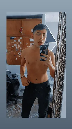 OnlyFans account  axelpoblete88 header 2
