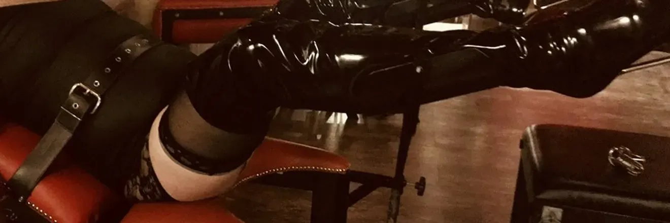 OnlyFans cuenta femdomofsubboy header 2