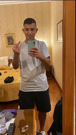 OnlyFans cuenta milan32 header 2