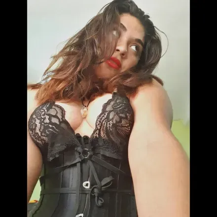 OnlyFans account  luli_44 avatar 1