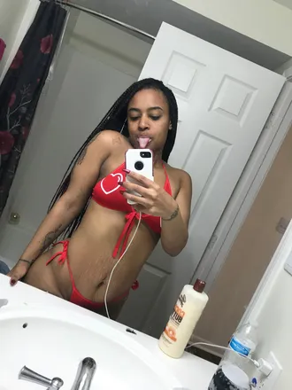 OnlyFans cuenta she_lovely header 2