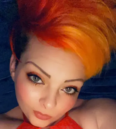OnlyFans cuenta thisgirlison_fire avatar 1