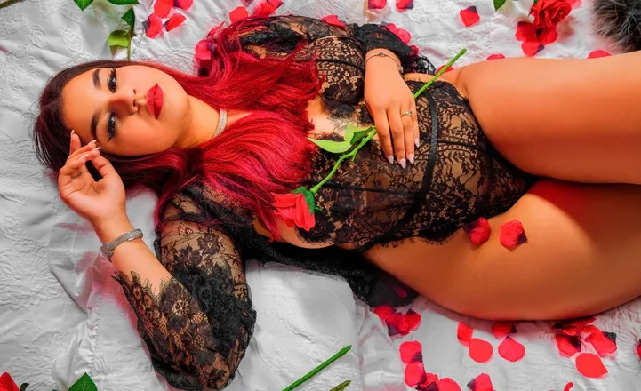 OnlyFans cuenta yamilex.0 header 2