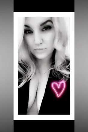 OnlyFans cuenta redhothellokittyxxx69 avatar 1