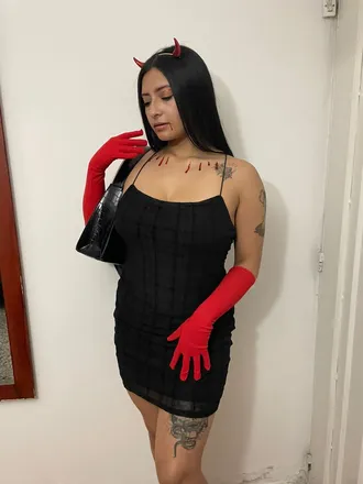OnlyFans account  ninnichupeti header 2