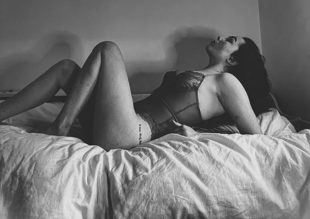 OnlyFans cuenta sexyelly header 2