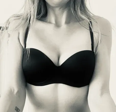 OnlyFans cuenta themaskedganjamama header 2