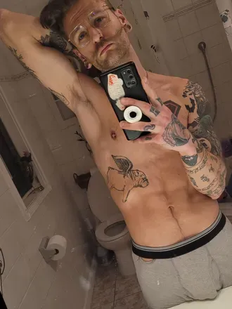 OnlyFans cuenta m.m.37 header 2