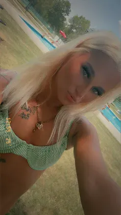OnlyFans cuenta hazelstarr_vip header 2