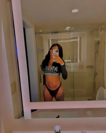 OnlyFans cuenta firsttladyyredd header 2