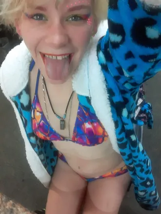 OnlyFans cuenta kittychels420 header 2