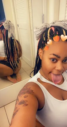 OnlyFans cuenta creamy_kai header 2