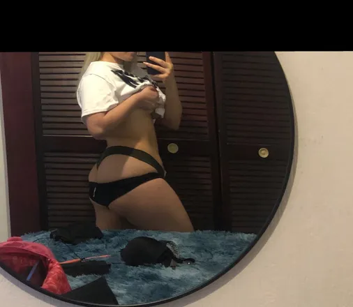OnlyFans account  jackiemonroy header 2