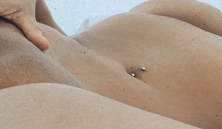 OnlyFans cuenta little-miss-liv header 2