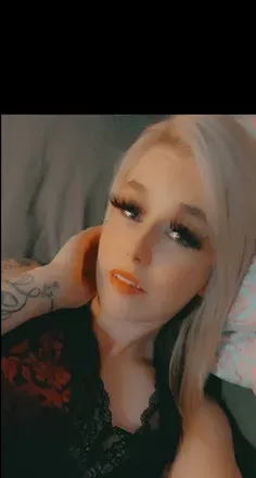 OnlyFans account  yourfavoritewhitegirl91 avatar 1
